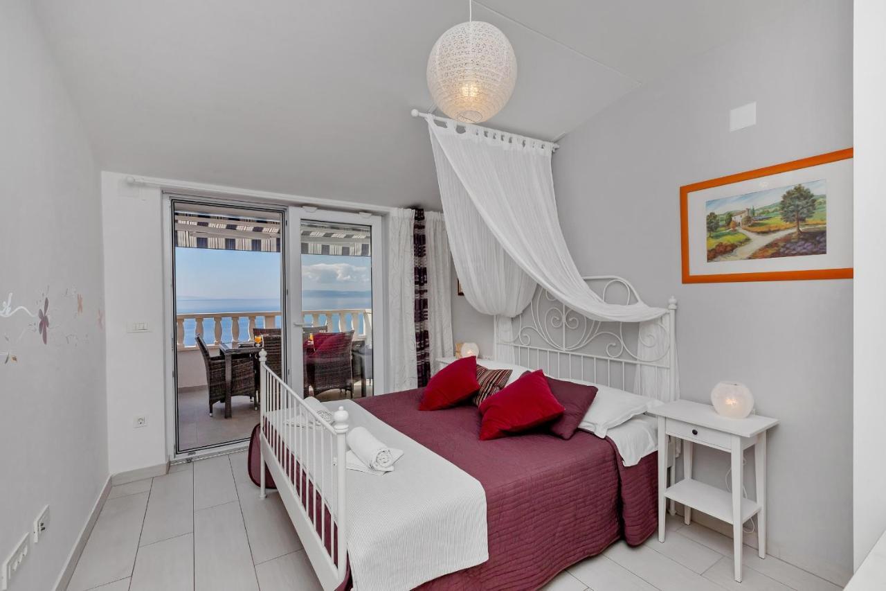 Apartments Villa Joy Podgora Buitenkant foto