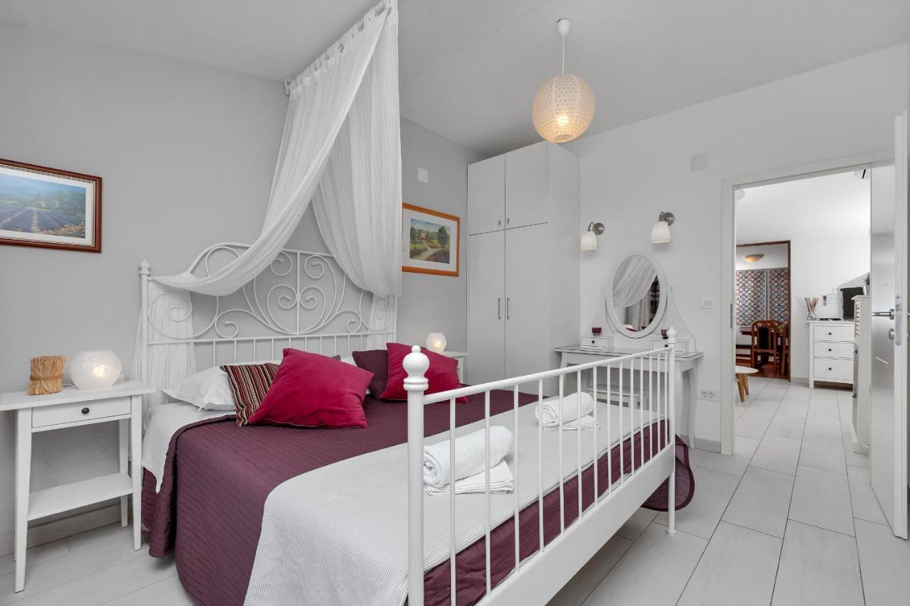 Apartments Villa Joy Podgora Buitenkant foto